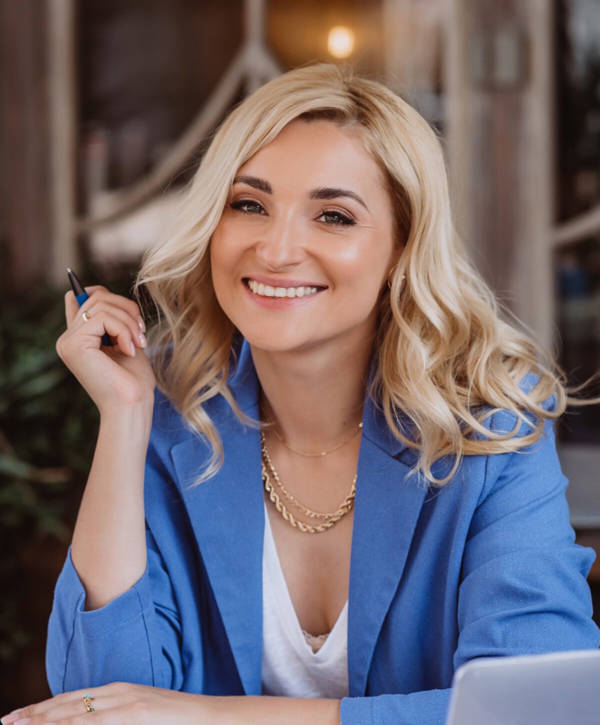 Petaluma skin resurfacing model with blonde hair
